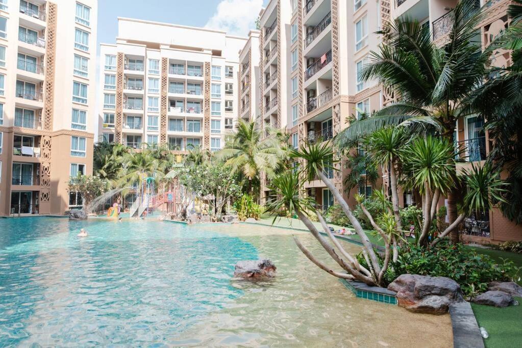 Atlantis Condo Resort Pattaya By Lj Bãi biển Jomtien Ngoại thất bức ảnh